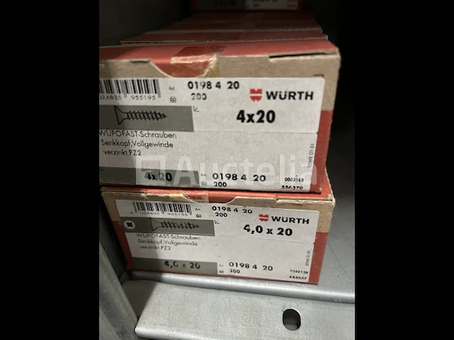5 doosjes a 200 wurth schroeven 4,0x20 - afbeelding 1 van  1
