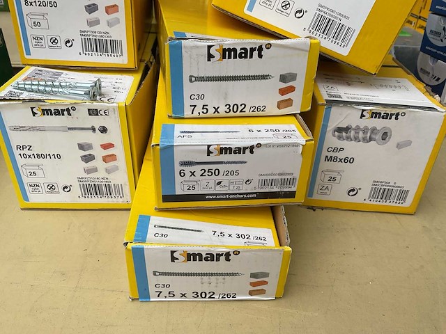 5 dozen afstandschroeven; nagelpluggen - afbeelding 2 van  8