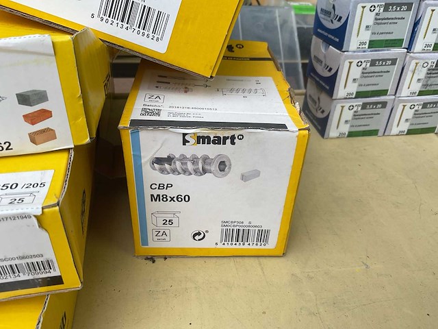 5 dozen afstandschroeven; nagelpluggen - afbeelding 3 van  8