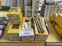 5 dozen bevestigingsmaterialen - afbeelding 1 van  7