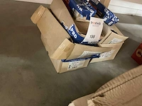 5 dozen bouten - afbeelding 2 van  3