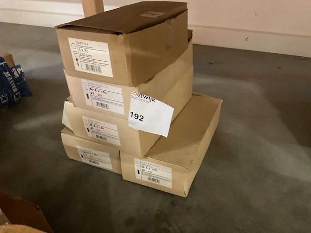 5 dozen bouten - afbeelding 2 van  3