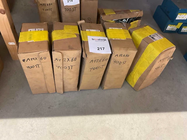 5 dozen bouten - afbeelding 3 van  3