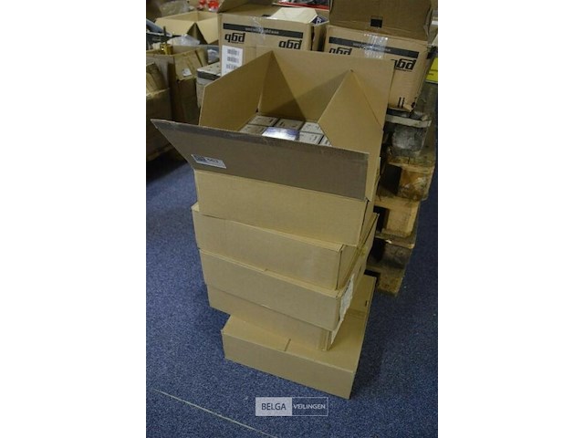 5 dozen lampen mazda 60w - afbeelding 1 van  3