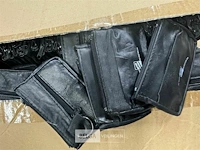 5 dozen met geldbeugels - afbeelding 3 van  5