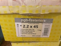 5 dozen roofingnagels; nagels plat geruite kop - afbeelding 5 van  5