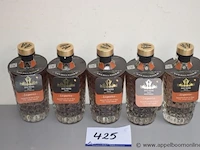 5 flessen à 50cl gin holy water 40% - afbeelding 1 van  3