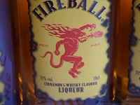 5 flessen à 70cl liquer fieball 33% - afbeelding 2 van  2