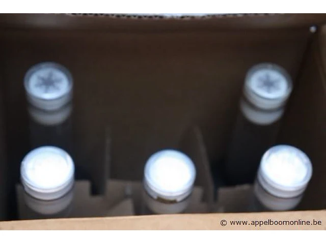 5 flessen à 70cl vodka laplandia - afbeelding 3 van  3