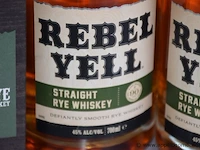 5 flessen à 70cl whiskey rebel yell 45% - afbeelding 2 van  2