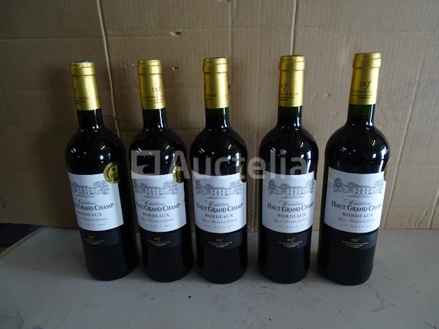 5 flessen bordeaux château grand champ 2015 - afbeelding 1 van  4