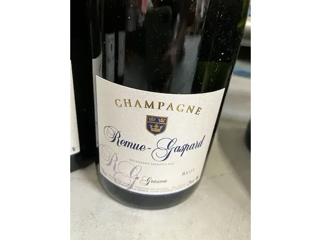 5 flessen champagne fabr renue gaspare - afbeelding 2 van  3