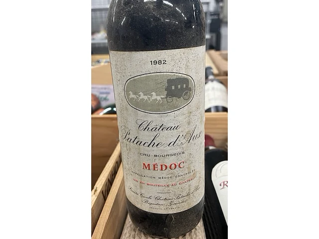 5 flessen château patache d'aux médoc, 1982 - afbeelding 1 van  2