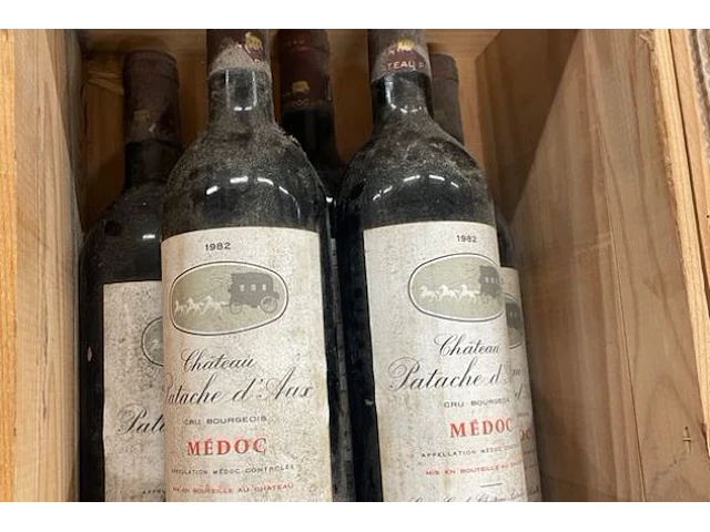 5 flessen château patache d'aux médoc, 1982 - afbeelding 2 van  2