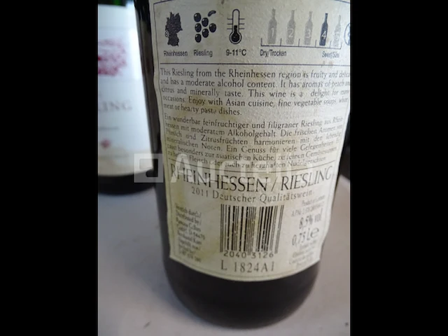 5 flessen riesling 2011 - afbeelding 4 van  4