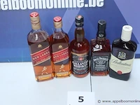 5 flessen whisky - afbeelding 1 van  1