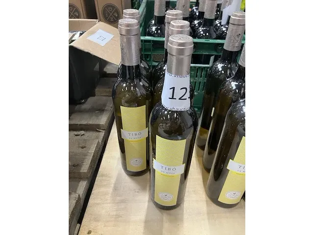 5 flessen witte wijn fabr tibo de moya - afbeelding 1 van  3