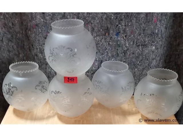 5 glazen lampen kappen - afbeelding 1 van  1