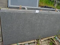 5 granieten platen gebrand en geborsteld met lijnen 2 zijden afgewerkt zwart 220x90x3 (9,90m2) , 3 granieten platen gebrand en geborsteld met lijnen 1 zijde afgewerkt zwart 220x90x3 (5,94m2) - afbeelding 3 van  9
