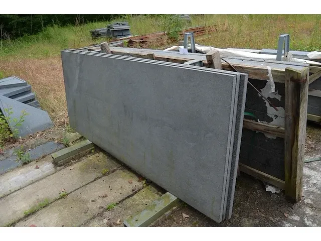 5 granieten platen gebrand en geborsteld met lijnen 2 zijden afgewerkt zwart 220x90x3 (9,90m2) , 3 granieten platen gebrand en geborsteld met lijnen 1 zijde afgewerkt zwart 220x90x3 (5,94m2) - afbeelding 7 van  9