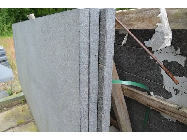 5 granieten platen gebrand en geborsteld met lijnen 2 zijden afgewerkt zwart 220x90x3 (9,90m2) , 3 granieten platen gebrand en geborsteld met lijnen 1 zijde afgewerkt zwart 220x90x3 (5,94m2) - afbeelding 8 van  9