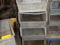 5 grote metalen stapelbakken d48-b32 - afbeelding 1 van  1
