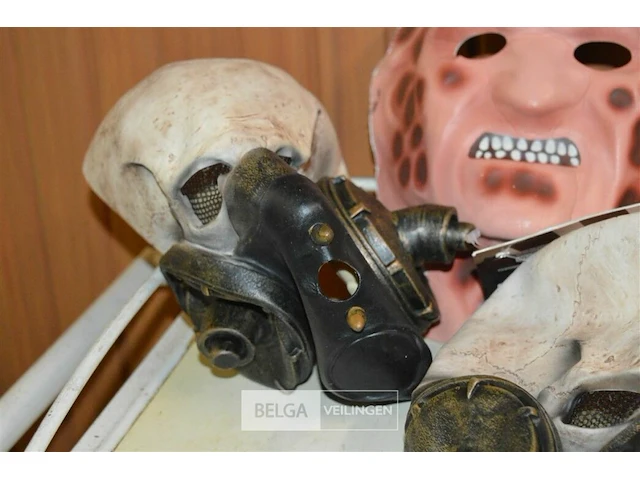 5 halloween maskers - afbeelding 4 van  5