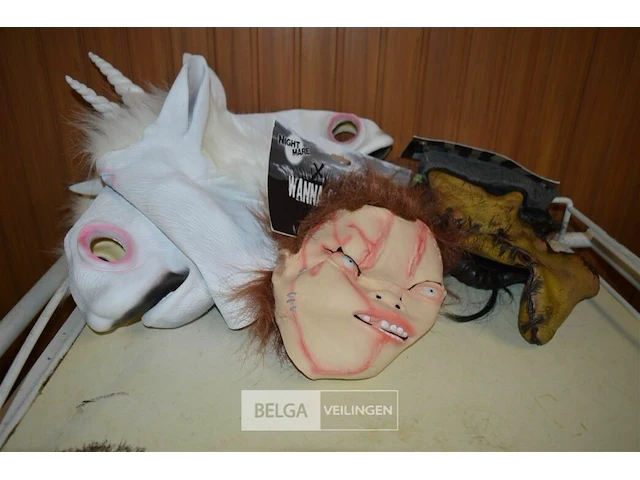 5 halloween maskers - afbeelding 1 van  4