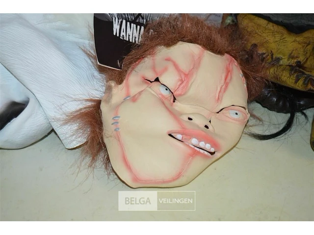 5 halloween maskers - afbeelding 2 van  4