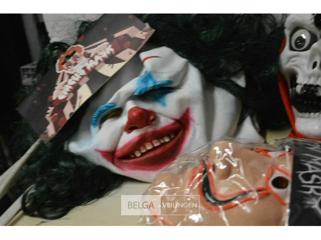 5 halloween maskers - afbeelding 2 van  5