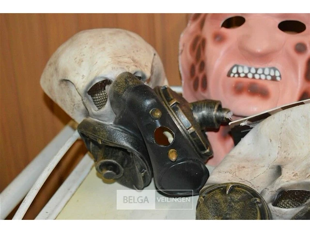 5 halloween maskers - afbeelding 4 van  5