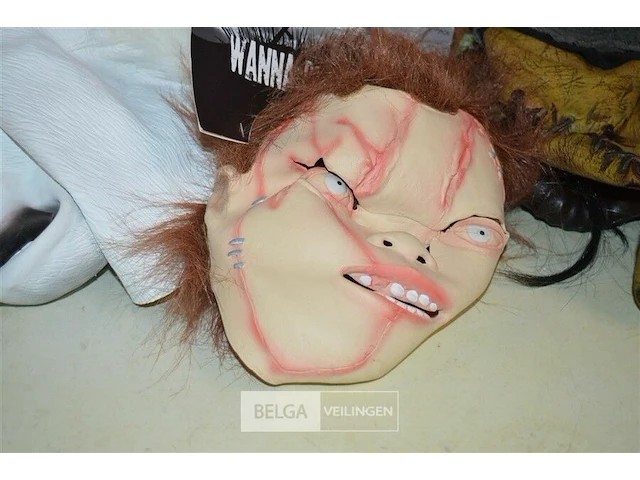 5 halloween maskers - afbeelding 2 van  4