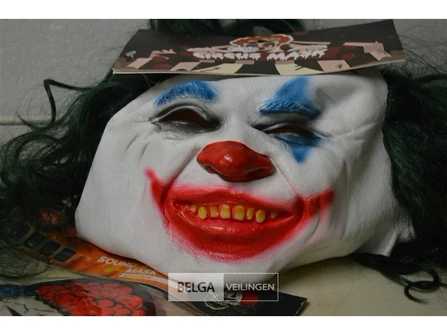 5 halloween maskers - afbeelding 2 van  5
