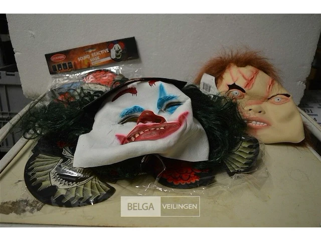 5 halloween maskers - afbeelding 1 van  4
