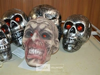 5 halloween skulls - afbeelding 3 van  3