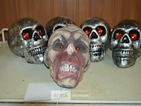 5 halloween skulls - afbeelding 1 van  4