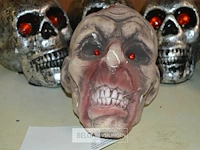 5 halloween skulls - afbeelding 4 van  4