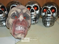 5 halloween skulls - afbeelding 3 van  3