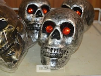5 halloween skulls - afbeelding 2 van  5