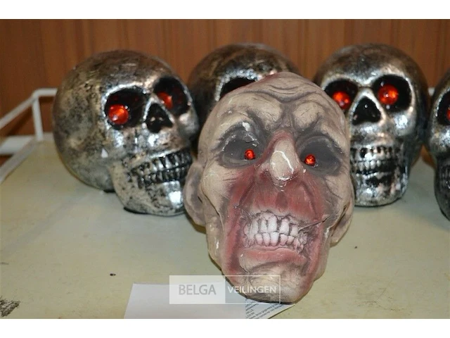 5 halloween skulls - afbeelding 2 van  4