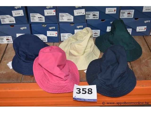 5 hoedjes colorful - afbeelding 1 van  2