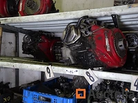 5 honda 270 cc motoren te reviseren, diverse accessoires - afbeelding 1 van  10
