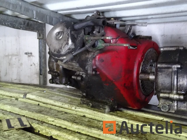 5 honda 270 cc motoren te reviseren, diverse accessoires - afbeelding 4 van  10