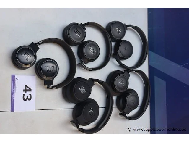 5 hoofdtelefoons jbl, geen kabels, werking niet gekend - afbeelding 1 van  3