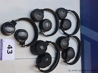 5 hoofdtelefoons jbl, geen kabels, werking niet gekend - afbeelding 1 van  3
