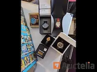 5 horloges (ref2)