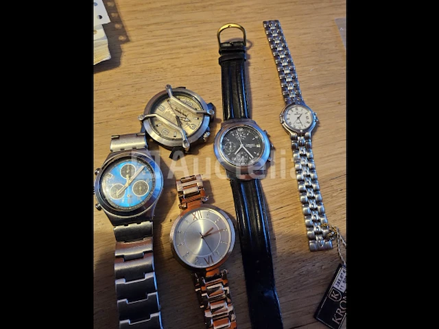 5 horloges - afbeelding 1 van  1