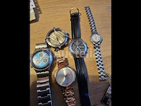 5 horloges - afbeelding 1 van  1