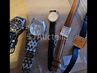 5 horloges - afbeelding 1 van  1