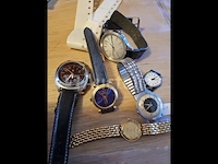 5 horloges - afbeelding 1 van  1